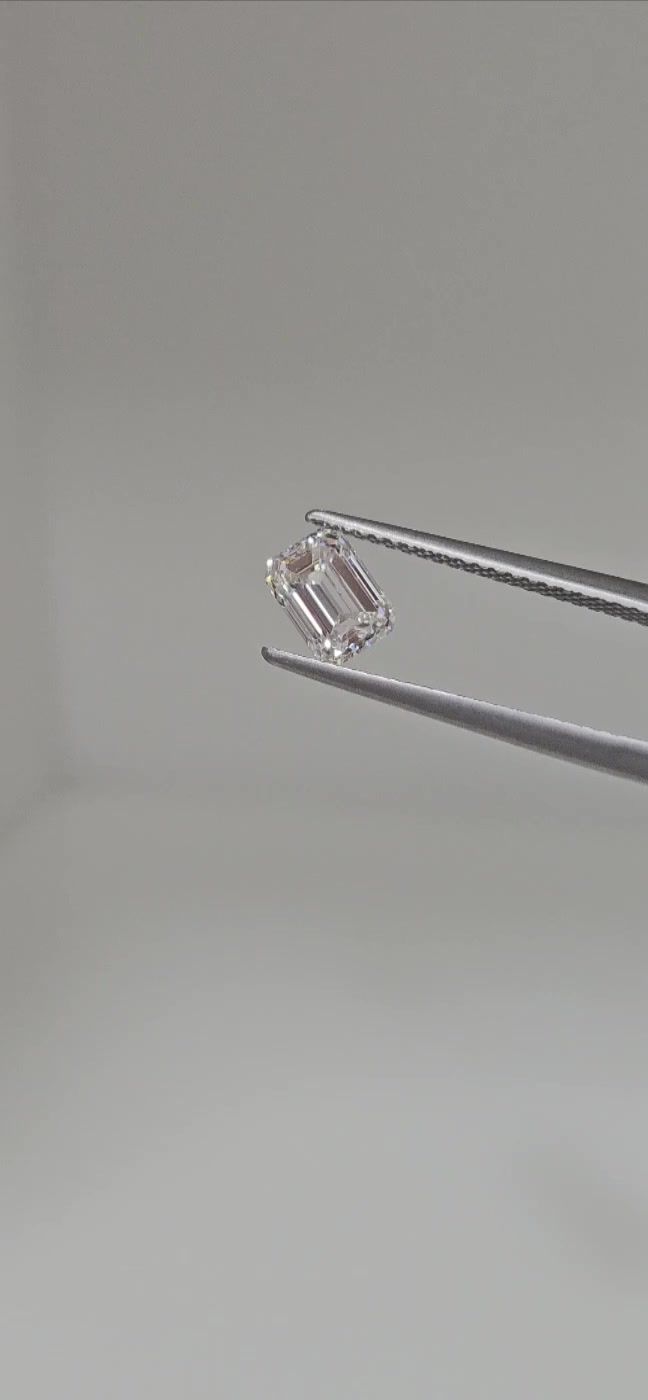 1.01 Carat G-VS2 Emerald Cut Diamond